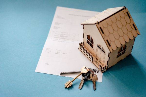 Top 5 Real Estate Investment Strategies for 2025 Importance of Choosing the Right Location in Real Estate Investment 2025